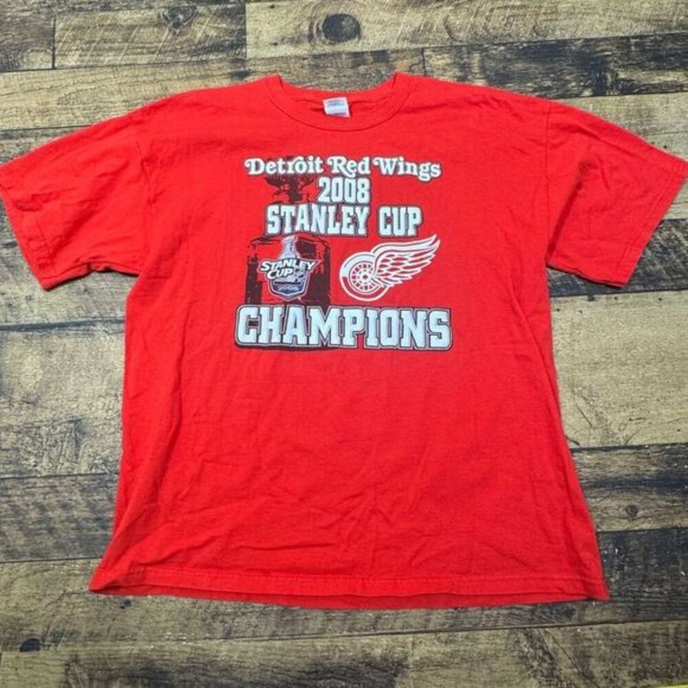 Gildan Detroit Red Wings 2008 Stanley Cup Champions NHL Hockey T-Shirt‎ XL